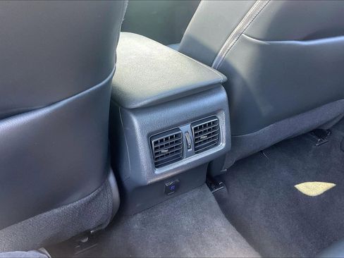 Used 2023 Toyota Camry XSE image 40