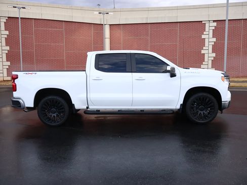 Used 2024 Chevrolet Silverado 1500 LT w/ Protection Package image 33