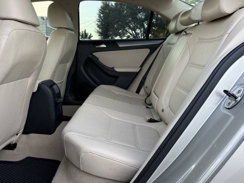Used 2014 Volkswagen Jetta TDI FWD image 20
