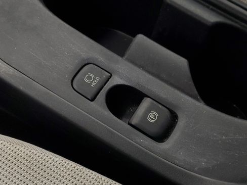 Used 2024 Toyota Corolla LE FWD image 32