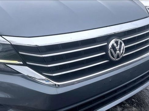 Used 2021 Volkswagen Passat 2.0T S image 29