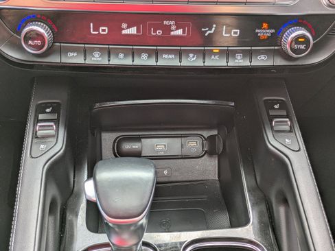 Used 2022 Kia Telluride EX w/ EX Premium Package AWD/4WD image 27