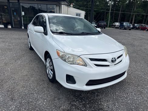 Used 2012 Toyota Corolla LE FWD image 16