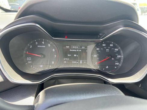 Used 2023 Chevrolet TrailBlazer LT FWD image 21