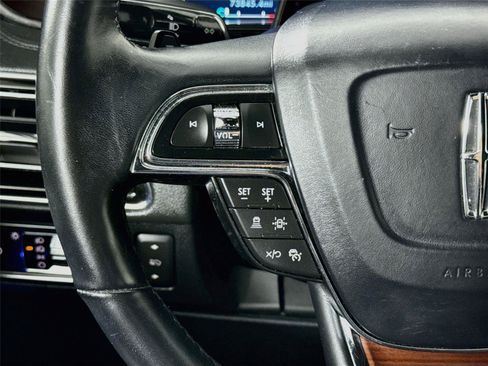 Used 2022 Lincoln Navigator L Reserve w/ Monochromatic Package RWD image 14