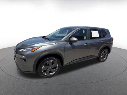 Used 2025 Nissan Rogue SV FWD image 8