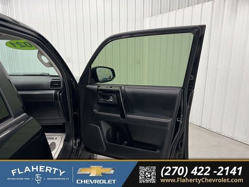 Used 2021 Toyota 4Runner TRD Off-Road image 14