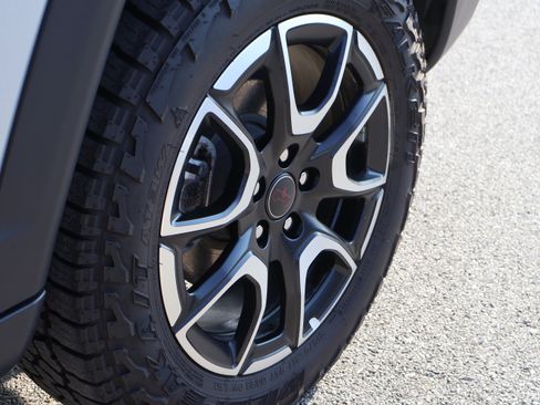 Used 2025 Jeep Compass Trailhawk AWD/4WD image 43