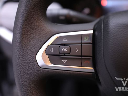 New 2025 Jeep Compass Sport image 20