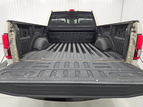 Used 2018 Ford F150 Lariat image 16