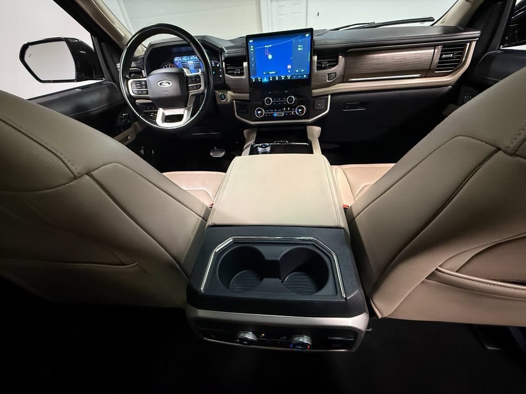 Used 2024 Ford Expedition Limited AWD/4WD image 72
