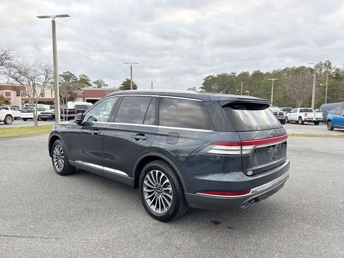 Used 2022 Lincoln Aviator Reserve w/ Equipment Group 201A image 5