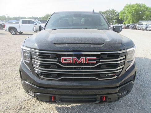 New 2026 GMC Sierra 1500 AT4 w/ AT4 Premium Package AWD/4WD image 13