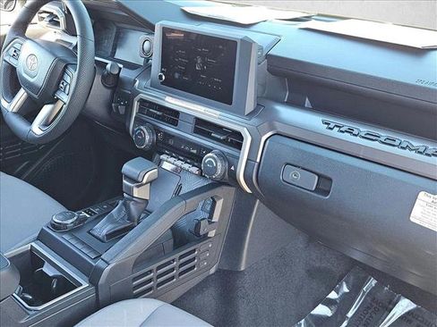 Used 2025 Toyota Tacoma SR5 image 20