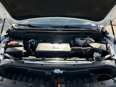 Used 2021 GMC Yukon SLT image 30