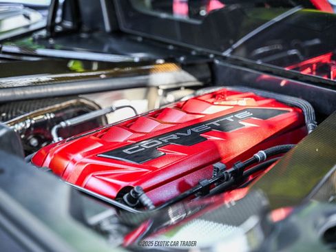 Used 2020 Chevrolet Corvette Stingray Premium Cpe w/ 3LT Preferred Equipment Group image 26