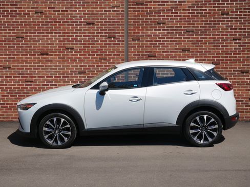Used 2019 MAZDA CX-3 Touring AWD/4WD image 2