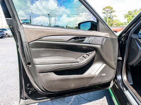 Used 2019 Cadillac CTS V w/ Luxury Package RWD image 48