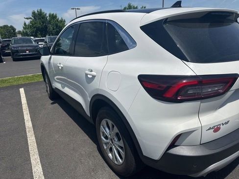 Used 2023 Ford Escape Active w/ Tech Pack #1 AWD/4WD image 4