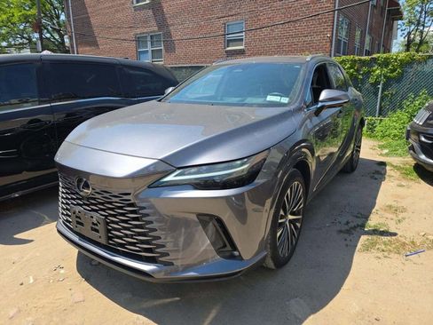 Used 2023 Lexus RX 350 Premium Plus w/ Accessory Package AWD/4WD image 4
