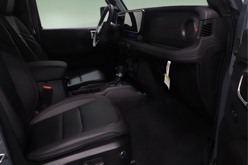 New 2026 Jeep Wrangler Unlimited Rubicon AWD/4WD image 15