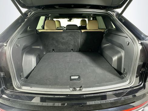 Used 2025 Volkswagen Atlas Cross Sport SE image 31