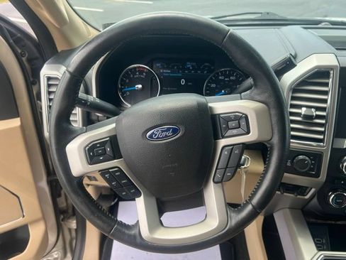 Used 2017 Ford F350 Lariat w/ Tow Technology Bundle AWD/4WD image 21