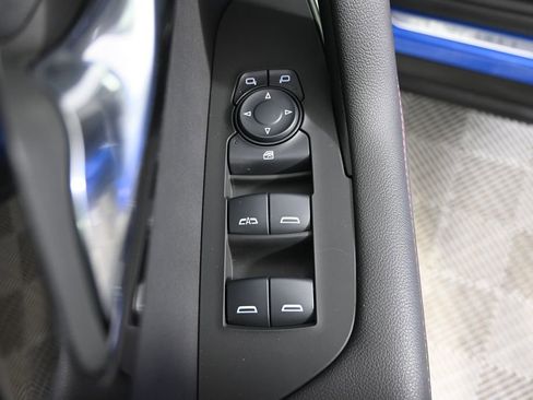 Used 2025 Chevrolet Blazer RS w/ Enhanced Convenience Package AWD/4WD image 19