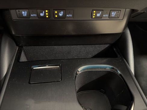 Used 2023 Lexus ES 350 w/ Premium Package image 20