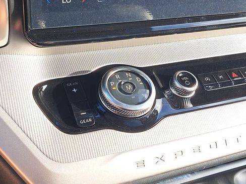 New 2026 Ford Expedition Max Active RWD image 32