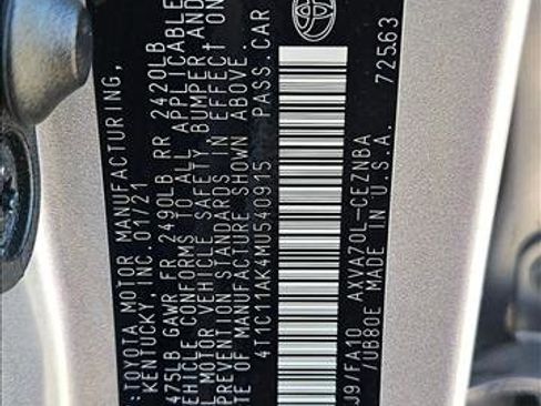 Used 2021 Toyota Camry LE image 15