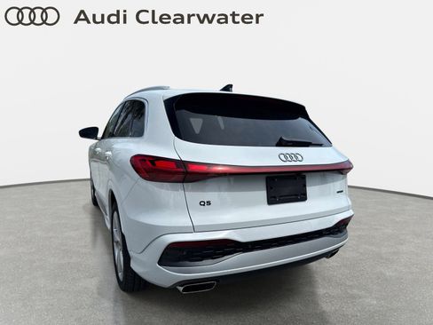 New 2025 Audi Q5 Prestige image 8