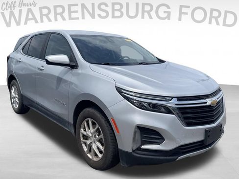 Used 2022 Chevrolet Equinox LT w/ Driver Convenience Package AWD/4WD image 1
