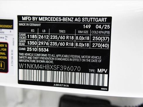 Certified 2025 Mercedes-Benz GLC 300 4MATIC image 27