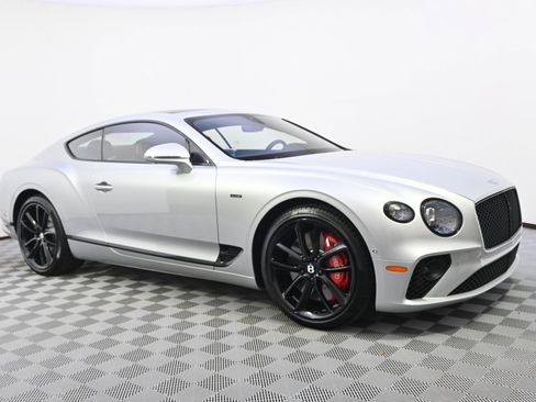 Used 2024 Bentley Continental GT image 8