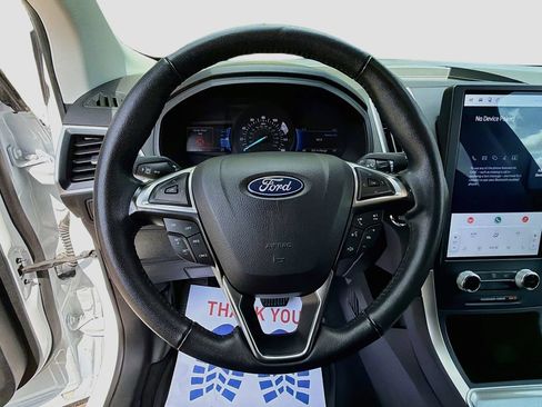 Used 2024 Ford Edge SEL AWD/4WD image 11
