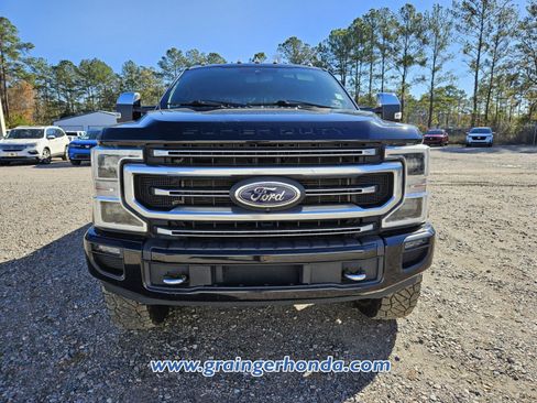Used 2022 Ford F250 Platinum image 3