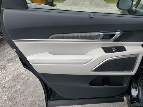 New 2025 Kia Telluride EX w/ EX Captain's Chair Package image 12