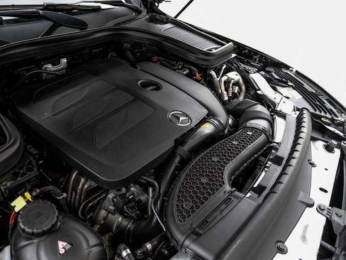 Used 2021 Mercedes-Benz GLC 300 4MATIC Coupe image 53