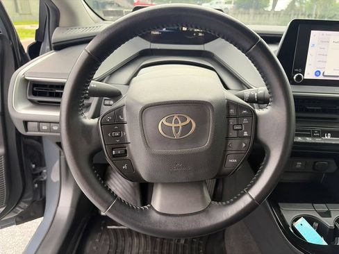 Used 2023 Toyota Prius LE FWD image 19