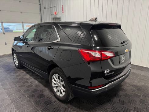 Used 2019 Chevrolet Equinox LT w/ Driver Convenience Package FWD image 4