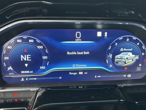 Used 2022 Chevrolet Silverado 1500 RST image 16