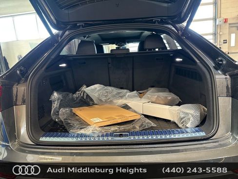 New 2026 Audi Q8 Premium Plus image 26