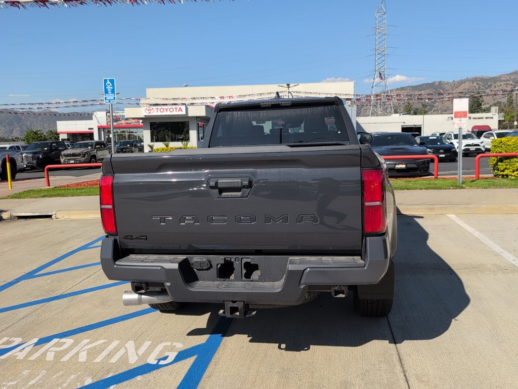 Used 2026 Toyota Tacoma TRD Sport AWD/4WD image 6
