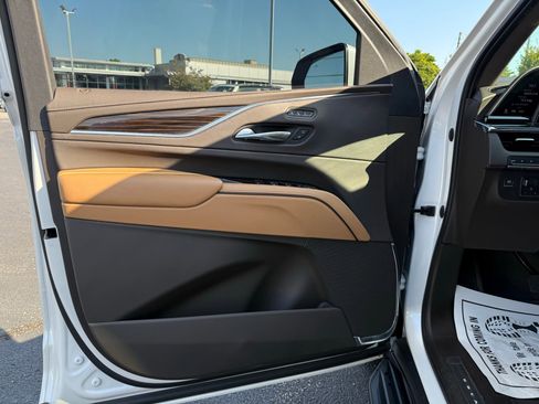 Used 2021 Cadillac Escalade Sport image 28