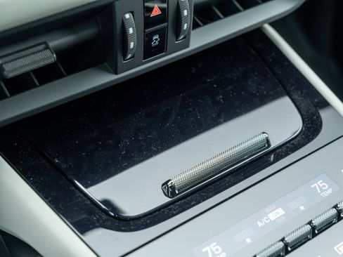 New 2026 Porsche Cayenne image 24