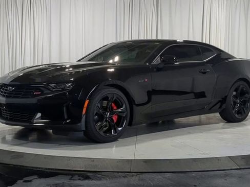 Used 2023 Chevrolet Camaro LT w/ RS Package RWD image 5