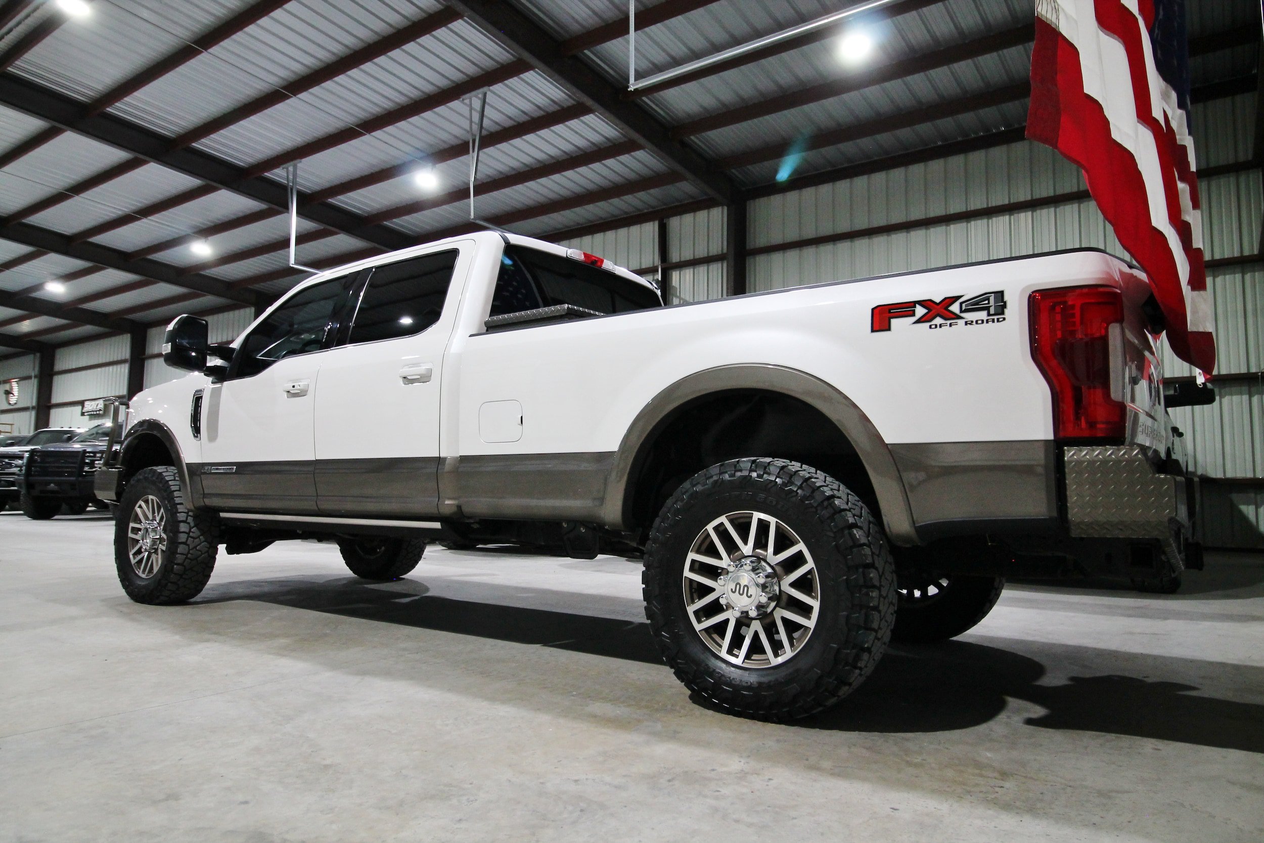 Used 2019 Ford F350 King Ranch w/ King Ranch Ultimate Package AWD/4WD image 8
