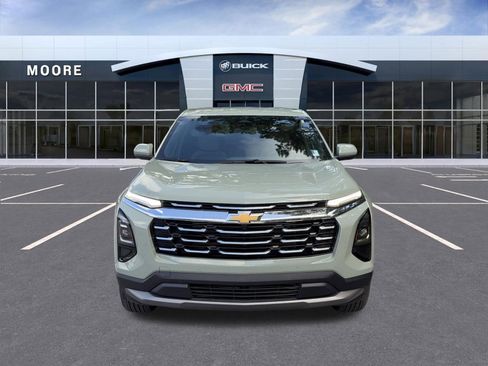 Used 2026 Chevrolet Equinox LT w/ Convenience Package II AWD/4WD image 3