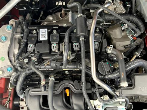 Used 2021 Nissan Sentra SV w/ SV Premium Package image 30